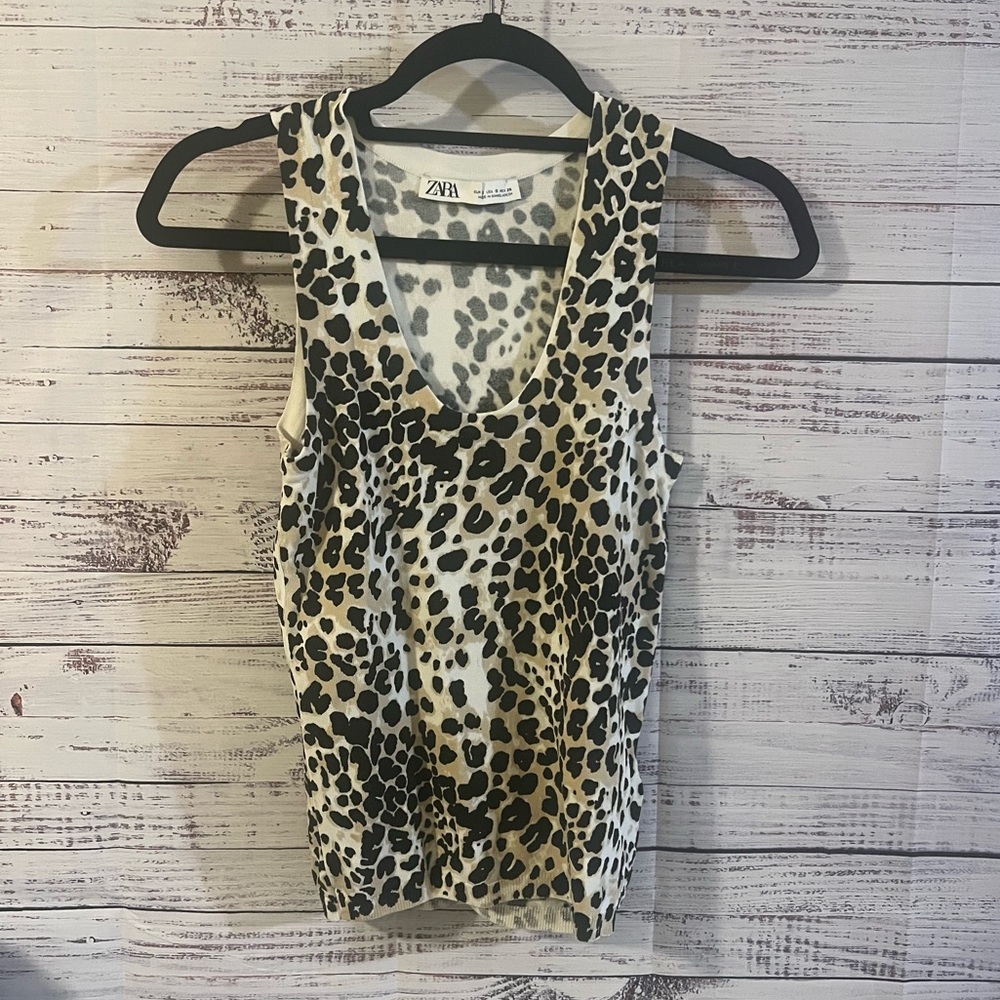 ZARA Smooth Knit Basic Top In Leopard Print